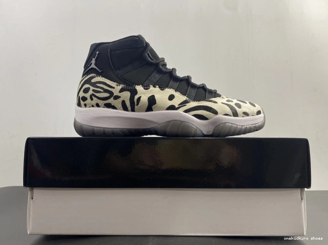 Rep 11 ANIMAL INSTINCT AIR JORDAN AR0715-010 0701